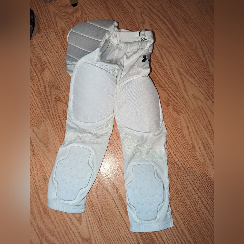 Under Armour Youth Integrated Football Pants Size Small - Picture 10 of 13